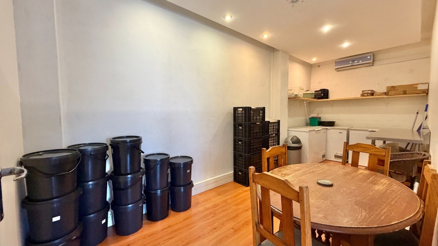 To Let commercial Property for Rent in Mall Interchange Western Cape